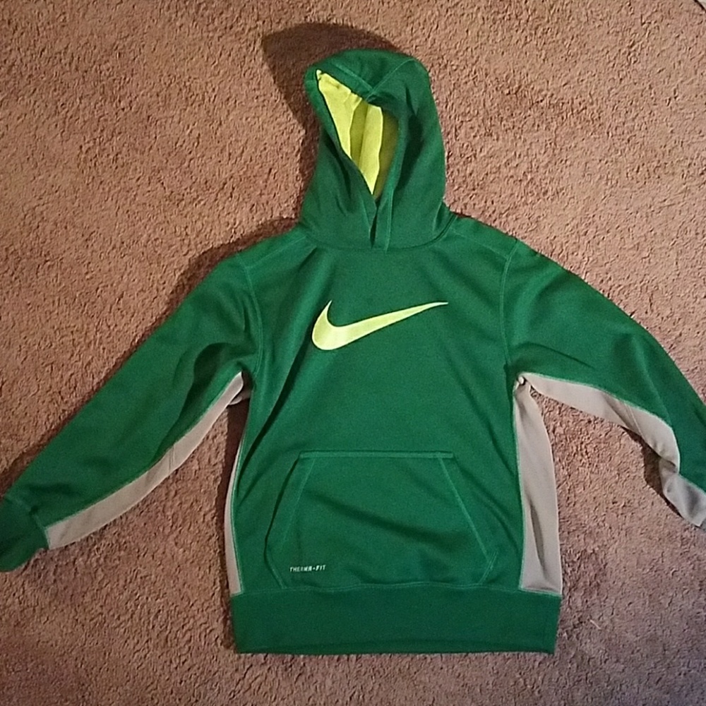 2 Nike Pullover Hoodie Bundle